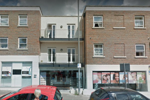 Dentality@Hoddesdon w Hertfordshire (źródło: Google Maps) Skaler sterlizowany od przypadku do przypadku