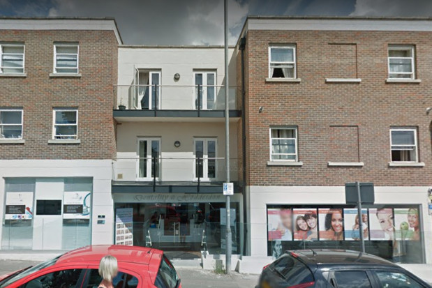 Dentality@Hoddesdon w Hertfordshire (źródło: Google Maps) Skaler sterlizowany od przypadku do przypadku