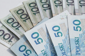 100 tys. zł za ząb mądrości (foto: pixabay) Więzień wycenił swój ząb mądrości na 100 tys. zł