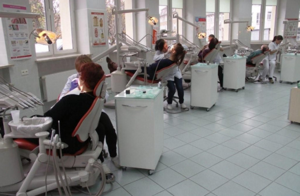 UM w Białymstoku (źródło: UM w Białymstoku) Magdalena Wilczyńska-Borawska ponownie konsultantem woj. w dziedzinie stomatologii zachowawczej z endodoncją
