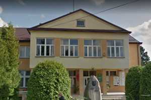 Urząd Gminy w Puńsku (źródło: Google Maps) Puńsk: przetarg na wyposażenie gabinetu stomatologicznego
