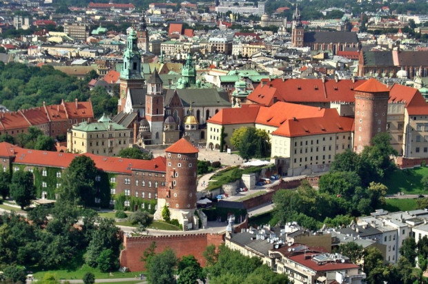 Profilaktyka zdrowia jamy ustnej w Krakowie (foto: pixabay) Kraków: poszukiwany realizator programu walki z próchnicą wśród dzieci