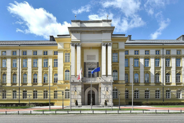 Urząd Rady Ministrów (źródło: Wikipedia) Rząd przyjął nowelę ustawy o specjalistach w ochronie zdrowia