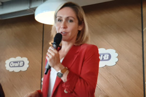 Małgorzata Ohme, psycholog dziecięcy podczas spotkania „Zęby na 6!“ Zęby mogą być na szóstkę, a nie są