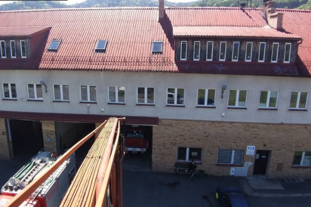 OSP i przychodnia NFZ w Sosnówce (źródło: Google Maps) Jak to z ratowaniem pacjenta przez strażaków było