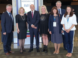 Polska delegacja podczas obrad Parlamentu FDI z prezydentem dr. Gerhardem Seebergerem (foto: archiwum) Obrady Parlamentu FDI 2019 w stop klatce