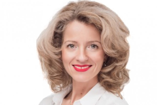 Dr n. med. Aleksandra Palatyńska - Ulatowska, specjalista endodonta, kierownik Zakładu Endodoncji UM w Łodzi Ekspert o perforacjach korzenia zęba