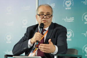 Andrzej Cisło foto Fotolia/PTWP Andrzej Cisło o zagrożeniach we wprowadzaniu informatyzacji ochrony zdrowia