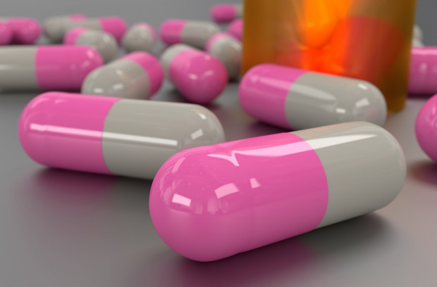 ADA prowadzi kampanię zwalczającą niepotrzebne stosowanie antybiotyków (fot. pixabay) American Dental Association: antybiotyki nie są na ból zębów