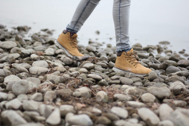 Neurologiczne powiązania stanu zdrowia jamy ustnej z tempem chodzenia (fot. pixabay) Jest związek między szybkością starzenia się, tempem chodzenia i zdrowiem jamy ustnej