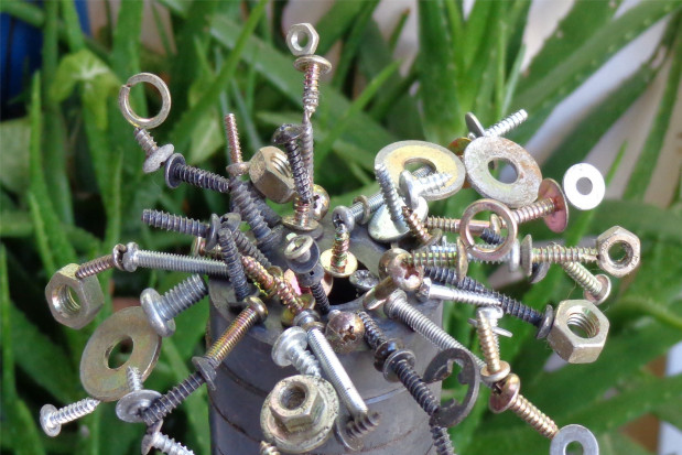 Nanocząsteczki w stomatologii (fot. pixabay) Magnetyzm w leczeniu zębów