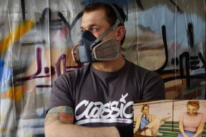 Marek "Looney" Rybowski (źródło: FB) Lecznica Perfect Smile Clinic sfinansowała mural