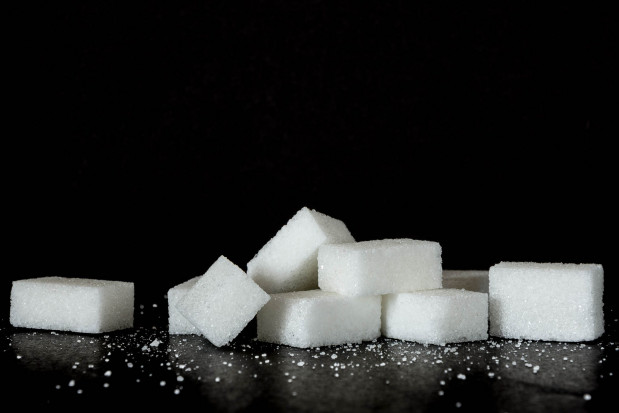 Dentyści dostają wsparcie w walce ze spożyciem cukru (fot. pixabay) Jak NFZ z cukrem walczyć zamierza