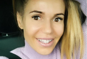 Dorota Rabczewska-Stępień w aparacie ortodontycznym (fot. Instagram) Doda ma powikłania leczenia ortodontycznego?