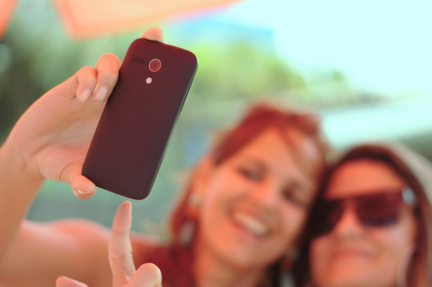 Selfie czyni ludzi nieszczęśliwymi? (foto: pixabay) Co dentysta może zrobić dla pacjenta z dysmorfofobią?