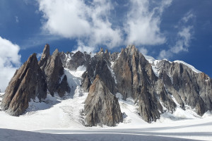 Mont Blanc, najwyższy szczyt Europy (fot. pixabay) Dentysta z Głogowa zdobywcą