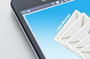 Pracodawca z adresem email pracownika (foto: pixabay) Do czego można wykorzystać e-mail byłego pracownika
