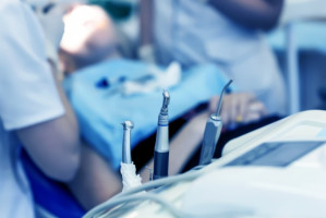 Przetarg na sprzęt do świadczenia usług jednodniowej endodoncji i endoprotetyki