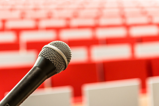 Wakaty na stanowiskach wykładowców w trzech grupach dydaktycznych UM we Wrocławiu (fot. pixabay) UM we Wrocławiu: na stomatologii szukają wykładowców