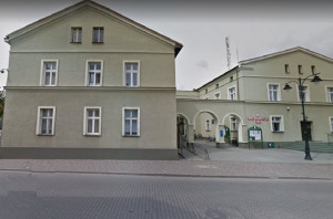 Urząd Gminy Mosina (źródło: Google Maps) Burmistrz gminy Mosina nie traci wiary w znalezienie dentysty dla uczniów