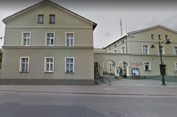 Urząd Gminy Mosina (źródło: Google Maps) Burmistrz gminy Mosina nie traci wiary w znalezienie dentysty dla uczniów