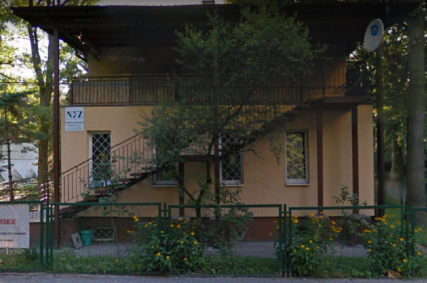 Remont gabinetu stomatologicznego w Zalesiu Górnym (źródło: Google Maps) Wyremontowano gabinet stomatologiczny w wiejskim ośrodku zdrowia