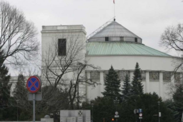 Posłanka pyta o finansowanie kontraktów stomatologicznych (foto: Fotolia/PTWP) Urealnienie kontraktów stomatologicznych. Kłopotliwe pytania do MZ