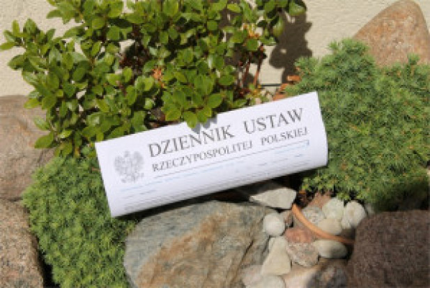 COVID-19 - chorobą zawodową medyków? COVID-19: powinna być chorobą zawodową lekarza i lekarza dentysty