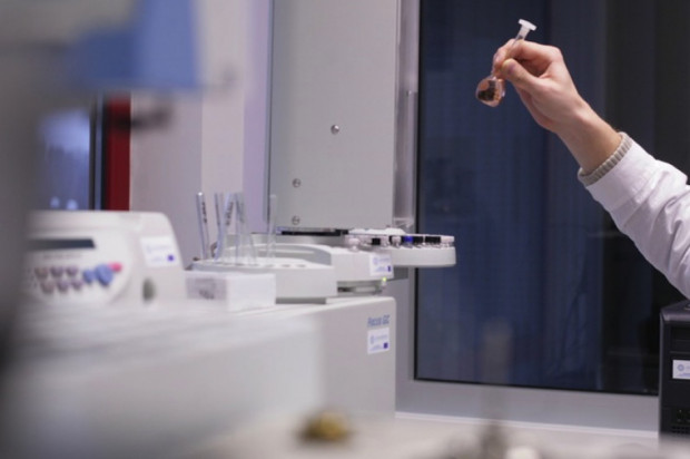 Coraz większa baza laboratoriów diagnostyki COVID-19 (fot. Archiwum) MZ: 58 laboratoriów wykonuje badania diagnostyczne COVID-19