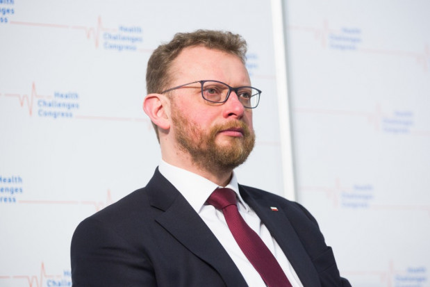 Minister zdrowia Łukasz Szumowski (foto: Fotolia/PTWP) Koronawirus: Polska wciąż na etapie wzrostowym