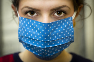 Koronawirus: Jest rozporządzenie o zasadach zakrywania ust i nosa