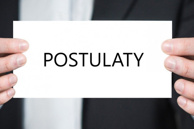 COVID-19 postulaty Prezydium NRL (foto: pixabay) Dodatki i testy dla medyków – priorytetem