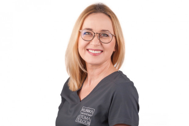 Lek. stom. Monika Dzieciątkowska (źródło: ŁKAS) Łódzka Klinika Akademii Stomatologii pracuje