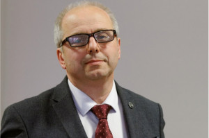 Andrzej Cisło, wiceprezes NRL, przewodniczący KS NRL (foto: Gazeta Lekarska) Uwagi KS NRL do roboczej wersji zaleceń przy udzielaniu świadczeń stomatologicznych