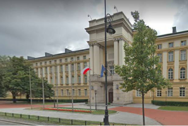 URM (źródło: Google Maps) O stomatologii w kolejnym etapie znoszenia ograniczeń związanych z COVID-19