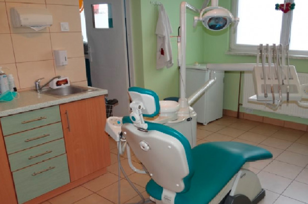 Gabinet stomatologiczny na sprzedaż Gabinet stomatologiczny w Opolu na sprzedaż