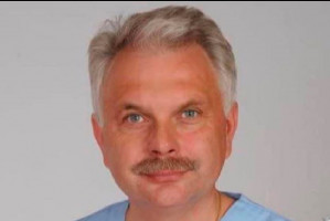 Waldemar Kraska sekretarz stanu w MZ (źródło: FB) Efekt koronawirusa: co rząd zrobi, aby umożliwić dentystom pracę