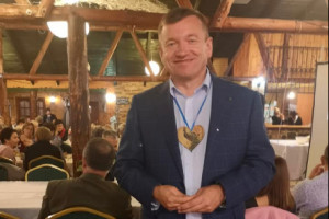 Poseł Jarosław Rzepa (źródło: FB) Poseł upomina się o lekarzy i lekarzy dentystów pracujących na umowach cywilnoprawnych