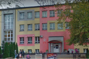 Szkoła Podstawowa nr 6 w Ostrołęce (źródło: FB) Stomatolog w szkole z najwyższą jakością leczenia