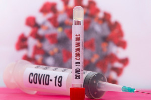 Obiecujące wyniki badania klinicznego w UM we Wrocławiu (fot. pixabay) Wrocław: 25 chorych na COVID-19 leczonych osoczem ozdrowieńców