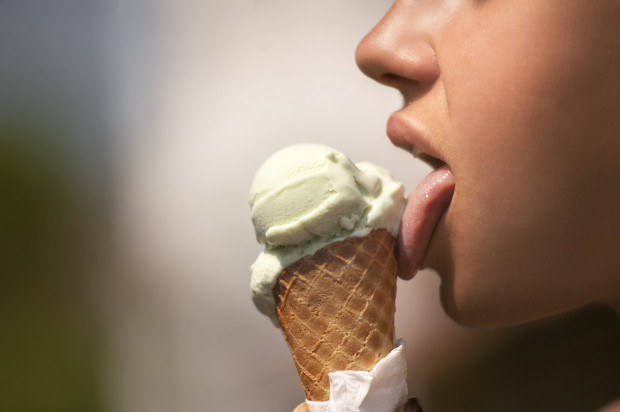 Naukowcy na tropie sposobu na ograniczenie apetytu na słodycze (fot. pixabay) Zmysł smaku i zapachu ważny dla zdrowia zębów