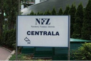 Narodowy Fundusz Zdrowia (fot. PTWP) NFZ zapowiada korektę wycen wypełnień stomatologicznych w 2021