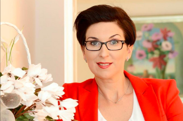 Posłanka Katarzyna Osos (źródło: FB) Posłanka ujęła się za szkolnymi gabinetami stomatologicznymi