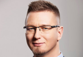 lek. dent. Bartłomiej Karaś (źródło: FB) Ponowne leczenie endodontyczne się sprawdza