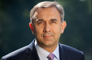 Senator - dentysta Grzegorz Czelej (źródło FB) Lek z osocza ozdrowieńców: w projekt zaangażował się senator - lekarz dentysta