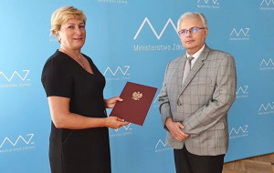 Nominacja dla prof. Rafała Kubiaka Prof. Rafał Kubiak zastępuje prof. Mariusza Klenckiego na stanowisku dyrektora CEM
