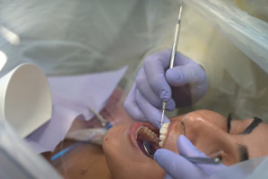 PatientsShield Dentystka stworzyła osłonę chroniącą przed koronawirusem