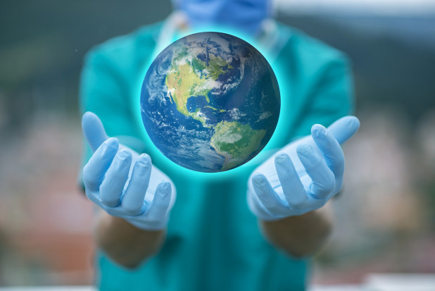 MZ zapowiada uporanie się z epidemią COVID-19 w połowie 2021 r. (fot. pixabay) Szczepionka przeciw COVID-19 jeszcze w 2020 w Polsce?