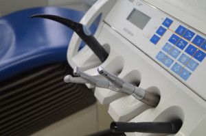 Gmina Chojnów inwestuje w zdrowie stomatologiczne najmłodszych mieszkańców (fot. pixabay) Chojnów: bezstresowa walka z próchnicą zębów dzieci