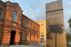 Powązkowska 44 Dental Clinic & Lab Powązkowska 44: coś więcej niż Dental Clinic & Lab